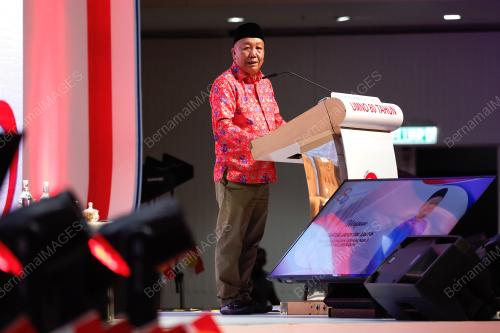 DATUK JAFRY ARIFFIN