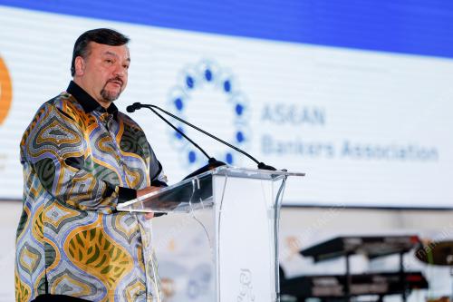 DATUK SERI AMIR HAMZAH AZIZAN