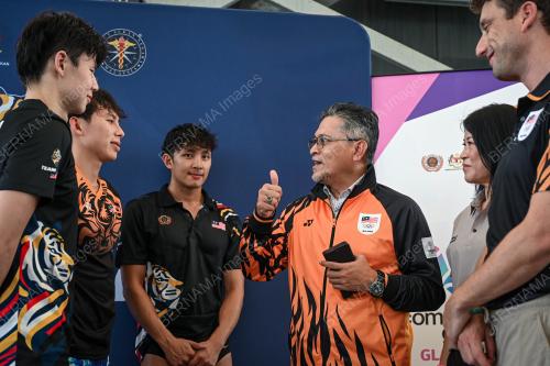 DATUK AWALAN ABDUL AZIZ