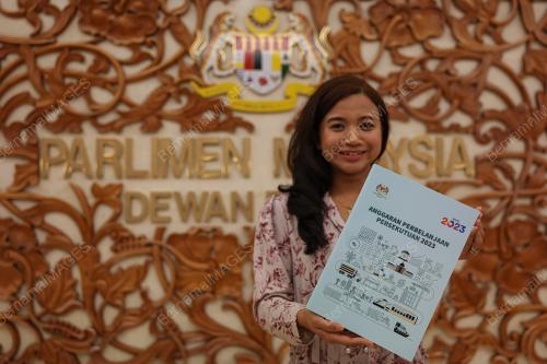 PEMBENTANGAN BAJET 2023