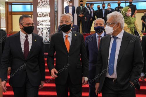 MEMORANDUM PERSEFAHAMAN TRANSFORMASI DAN KESTABILAN POLITIK