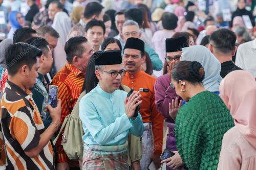 DATUK FAHMI FADZIL