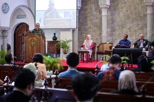 PROF EMERITUS DATUK DR OSMAN BAKAR