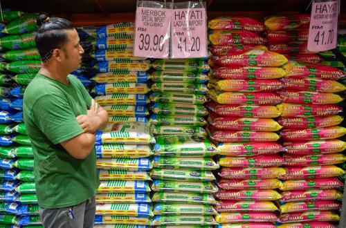 BERAS IMPORT TURUN HARGA
