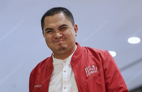 DR MUHAMAD AKMAL SALEH