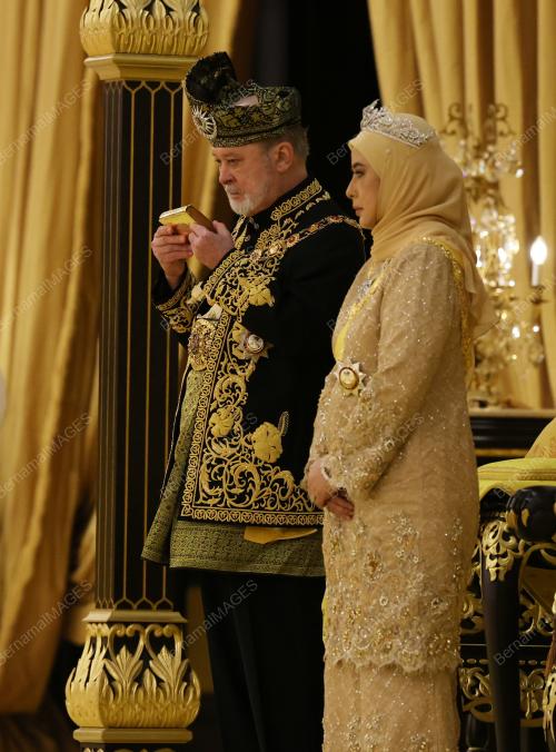ISTIADAT PERTABALAN YANG DI-PERTUAN AGONG KE-17