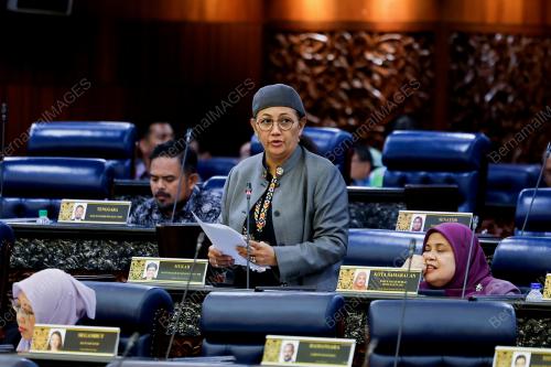 DATUK HANIFAH HAJAR TUN ABDUL TAIB