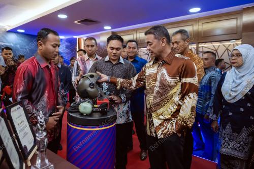JEN TAN SRI MUHAMMAD HAFIZUDDEAIN JANTAN