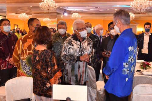 DATUK SERI HAMZAH ZAINUDDIN