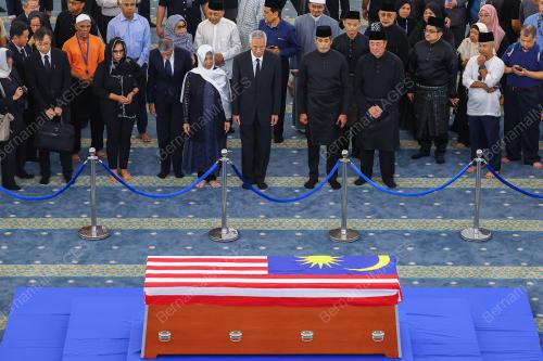ALLAHYARHAM TUN ABDULLAH AHMAD BADAWI