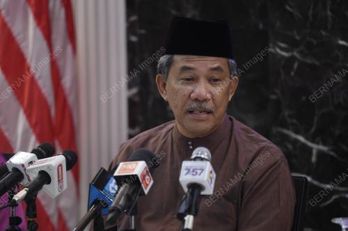 DATUK SERI MOHAMAD HASAN