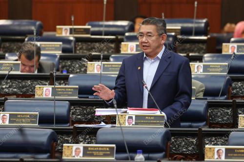 DATUK SALAHUDDIN AYUB