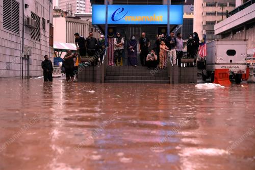 BANJIR KILAT DI KUALA LUMPUR