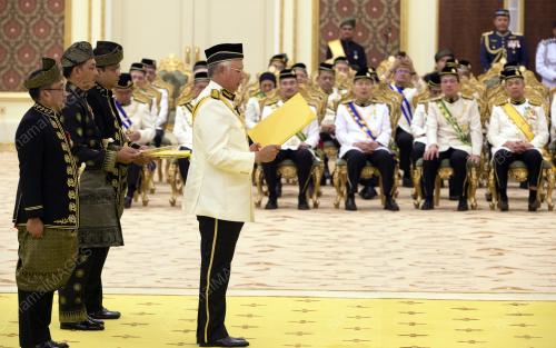 KL90_13122016_AGONG