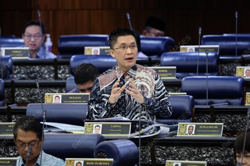 WONG KAH WOH