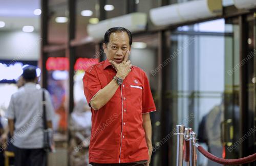 DATUK SERI AHMAD MASLAN