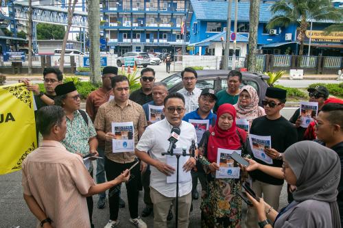 KL90_28042026_HINA_SULTAN