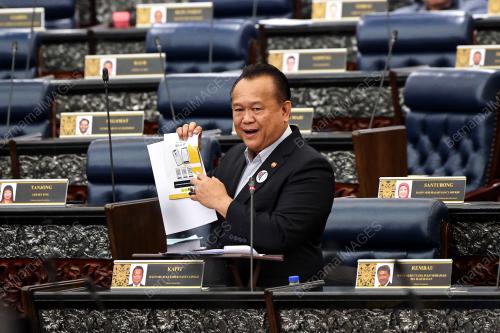 DATUK SERI ALEXANDER NANTA LINGGI