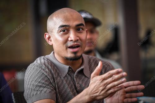 DATUK MOHD AZIZULHASNI AWANG