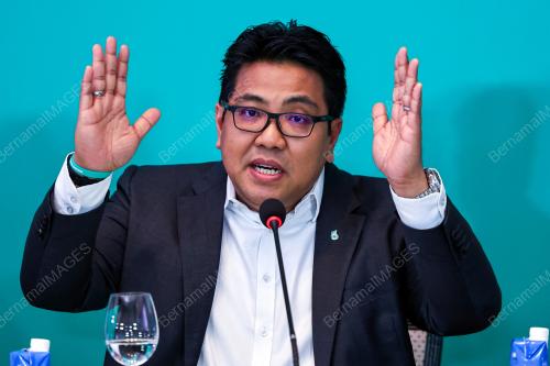 TAN SRI TENGKU MUHAMMAD TAUFIK