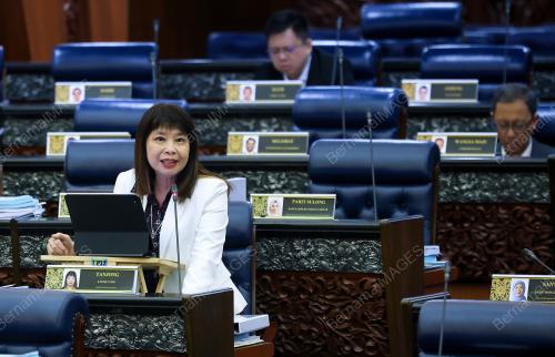 LIM HUI YING