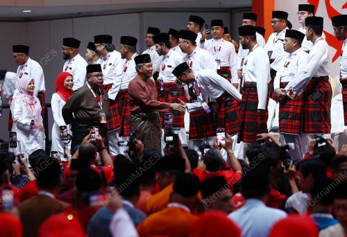 DATUK SERI MOHAMAD HASAN