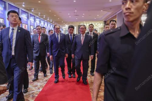 DATUK SERI ANWAR IBRAHIM