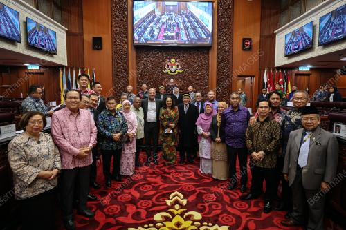 DATUK AWANG BAMEE AWANG ALI BASAH