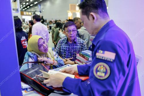 PROGRAM DUA TAHUN KERAJAAN MADANI
