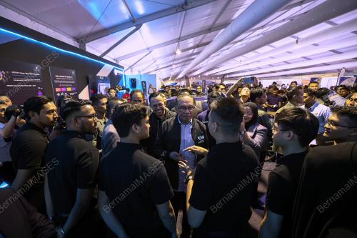 DATUK SERI ANWAR IBRAHIM