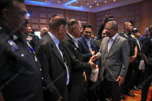 DATUK SERI SAIFUDDIN NASUTION ISMAIL