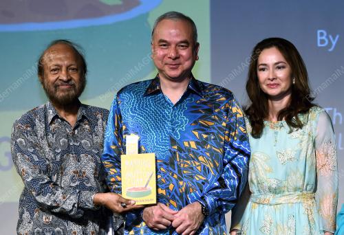 KL92_04102018_BUKU