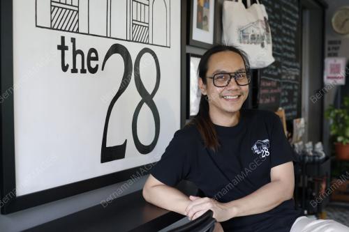 THE 28 CAFE