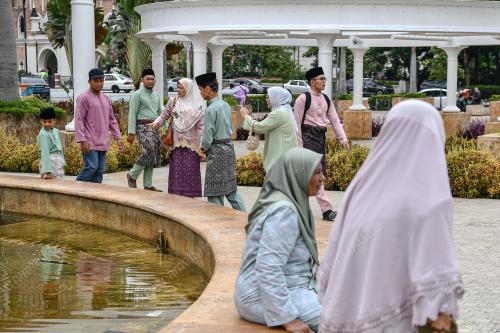 DATARAN MERDEKA RAYA
