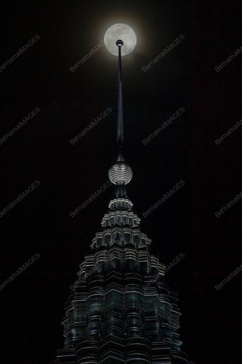 SUPERMOON