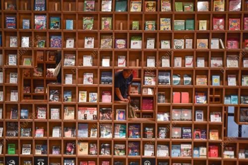 HARI BUKU DAN HAK CIPTA SEDUNIA
