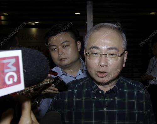 DATUK SERI WEE KA SIONG