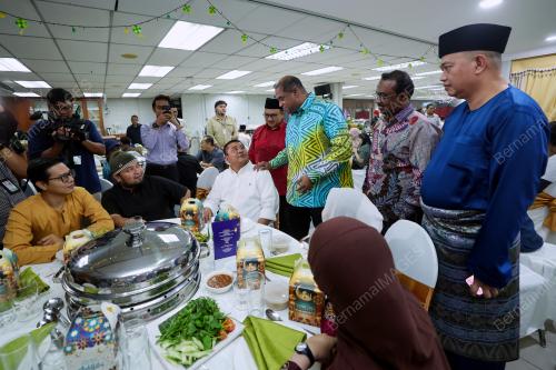DATUK SERI RAMANAN RAMAKRISHNAN