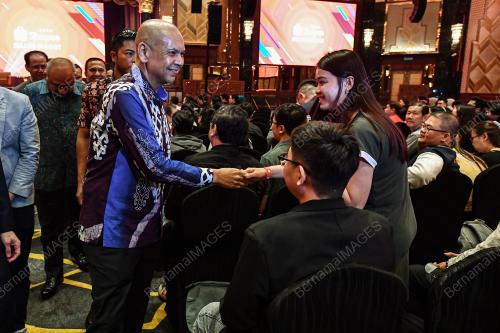 DATUK ARMIZAN MOHD ALI
