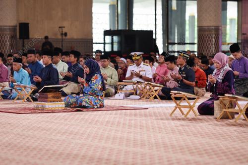 RAJA ZARITH SOFIAH