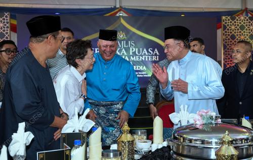 DATUK SERI ANWAR IBRAHIM
