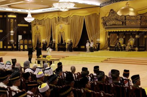 ISTIADAT PERTABALAN YANG DI-PERTUAN AGONG KE-17