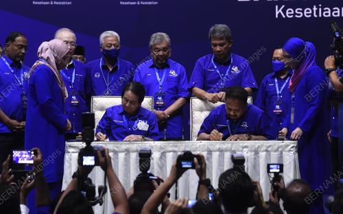 TAN SRI JOSEPH KURUP