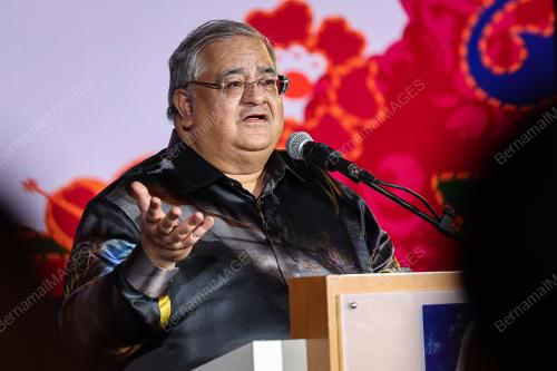 DATUK MUHAMMAD FAIZ AZMI