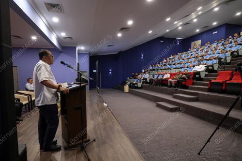 DATUK SERI MOHAMED KHALED NORDIN