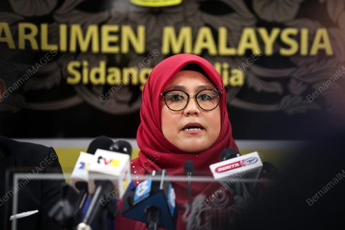 DATUK MAS ERMIEYATI SAMSUDIN
