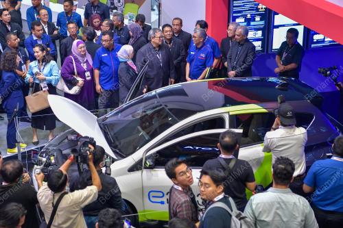 TENGKU DATUK SERI ZAFRUL ABDUL AZIZ