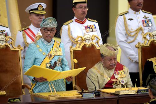 KL94_31012019_AGONG_BN201901289402