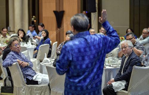 TAN SRI SHAMSUL AZRI ABU BAKAR