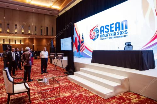 TAN SRI SHAMSUL AZRI ABU BAKAR